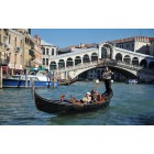 Fotografía de góndola en el Gran Canal de Venecia